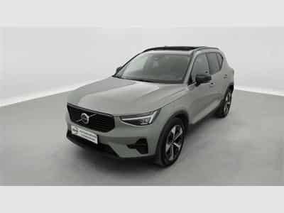 Volvo XC40 2.0 B3 MHEV Ultra Dark Limited Edition DCT (2024) - Photo 1