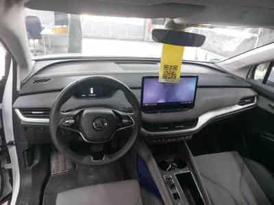 Skoda Enyaq Standard (2025) - Photo 5