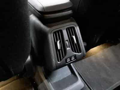 Bmw 230 2er Active Tourer - 230e xDrive (OPF)(EURO 6d) (2023) - Photo 9