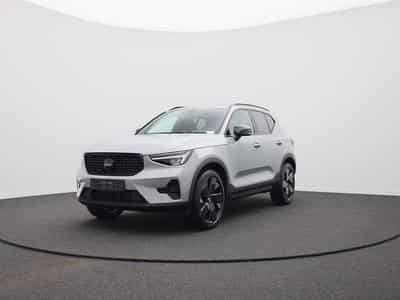 Volvo XC40 Black Edition Plus B4 (2026) - Photo 1