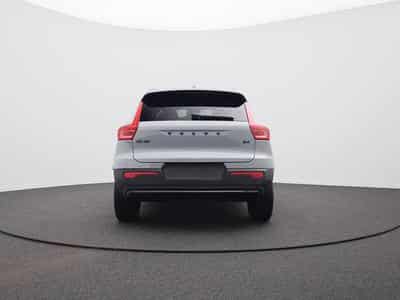 Volvo XC40 Black Edition Plus B4 (2026) - Photo 4