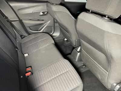 Peugeot 208 1.2 ESSENCE 75 CV STYLE CARPLAY 5P (2023) - Photo 12