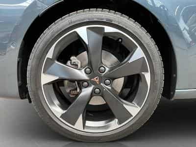 Cupra Leon DSG+Dinamica+Pure-Perf.+Int.-Drive+RearView (2025) - Photo 8