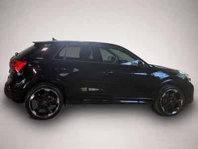 Audi Q2 (2024) - Photo 6