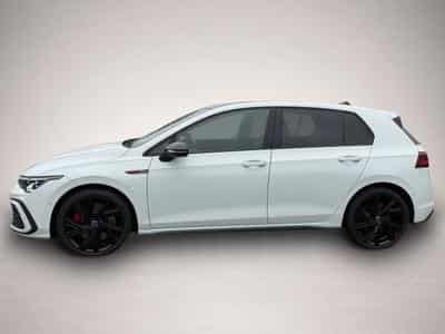 VW Golf (2023) - Photo 2