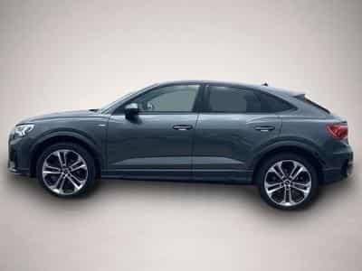 Audi Q3 (2024) - Photo 2