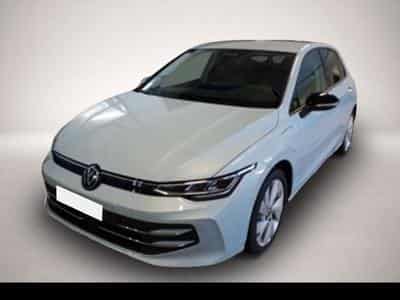 VW Golf (2025) - Photo 3