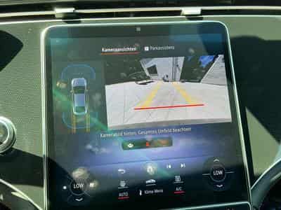 Mercedes EQE 300 Standard (2023) - Photo 11