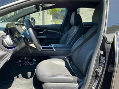 Mercedes EQE 300 Standard (2023) - Photo 5