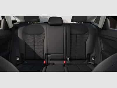 Audi Q3 S line 2.0 TSI 7-Gang DSG (2026) - Photo 4