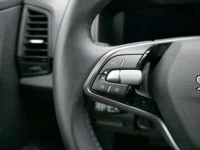 Skoda Karoq Selection (2025) - Photo 12