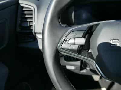 Skoda Karoq Selection (2025) - Photo 12