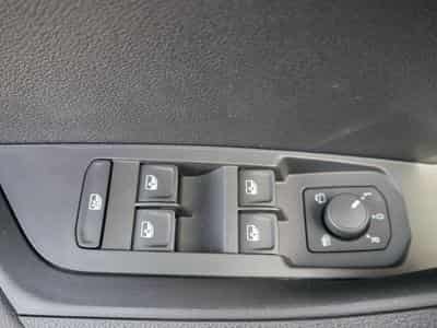 Skoda Karoq Sportline 2.0 TSI 4x4 DSG (2026) - Photo 8