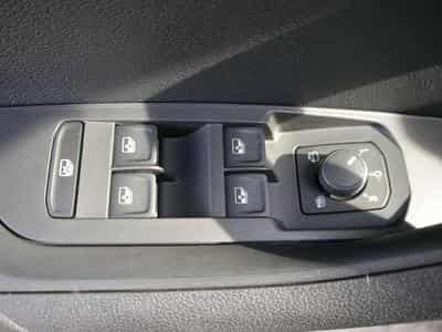 Skoda Karoq Sportline 2.0 TSI 4x4 DSG (2026) - Photo 9