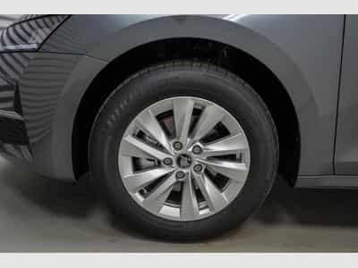 Skoda Octavia Kombi 2,0 TDI (2026) - Photo 5
