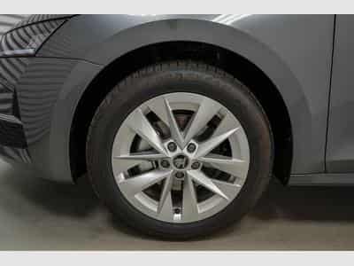 Skoda Octavia Kombi 1,5 TSI (2026) - Photo 5