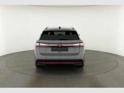 VW ID.7 Kombi Pro 210 kW (2026) - Photo 14