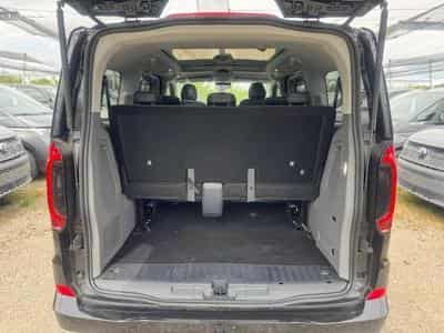 VW Caravelle BEV 160 kW Style RWD KR (2026) - Photo 11