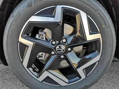 VW T-Roc 1.5 eTSI 110 kW R-Line (2026) - Photo 4