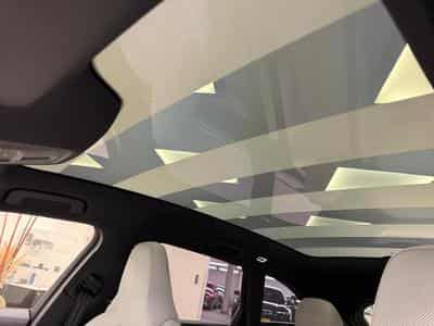 Audi A6 Avant e-hybrid quattro 367 CV / 270 KW S tronic (2025) - Photo 5