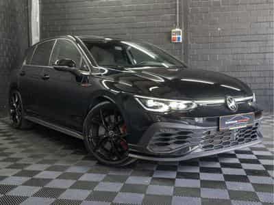 VW Golf GTI Clubsport 2.0 TSI 300 CV DSG7 * BLACK STYLE* MATRIX *ALA (2024) - Photo 2