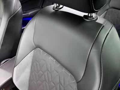 VW Golf Life Energy 1.5 TSI eHybrid 204 CV DSG6 * MATRIX* ATTELAGE * (2025) - Photo 7