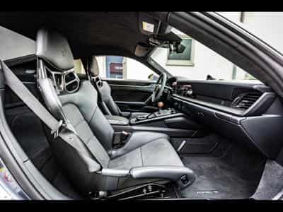 Porsche 911 (992.2) CARRERA T COUPE 6-SPEED MANUAL – VANADIUM GREY + SAT (2025) - Photo 15