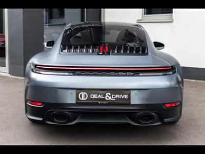 Porsche 911 (992.2) CARRERA T COUPE 6-SPEED MANUAL – VANADIUM GREY + SAT (2025) - Photo 4