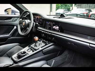 Porsche 911 .2 911 CARRERA T COUPE 6-SPEED MANUAL – VANADIUM GREY + SATI (2025) - Photo 13
