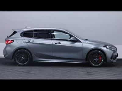 BMW 118 i hatch M Sport Pro Steptronic (2024) - Photo 4