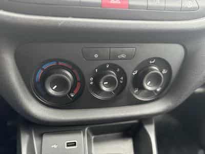 Fiat Doblo 1.3 MJet 95 (2019) - Photo 15