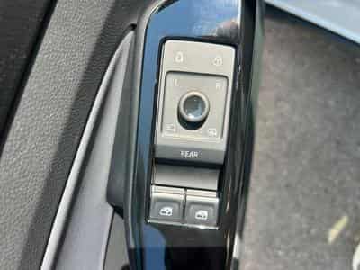 VW ID.4 77KWH PRO PERFORMANCE 204CV (2022) - Photo 8