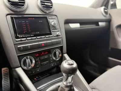 Audi A3 2.0 TDI S line *Tempomat *MMI *APS *Xenon (2010) - Photo 12