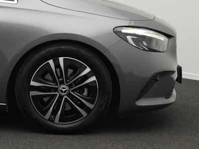 Mercedes B 180 LED+Kamera+Apple+MBUX (2024) - Photo 6