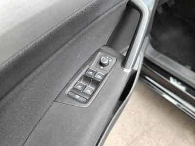 VW Touran 1.6 TDI HIGHLINE 7 PLACES GPS BLUETOOTH RADAR AV/ARR (2018) - Photo 13