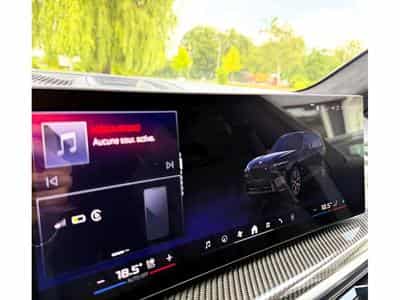 BMW X7 SKY LOUNGE, B&W, 23" FULL PPF, KRISTALL ICONIC GLOW (2025) - Photo 15