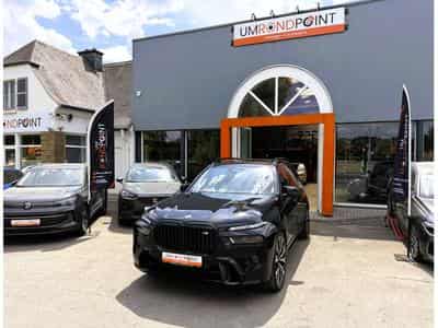 BMW X7 SKY LOUNGE, B&W, 23" FULL PPF, KRISTALL ICONIC GLOW (2025) - Photo 3