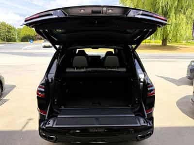BMW X7 SKY LOUNGE, B&W, 23" FULL PPF, KRISTALL ICONIC GLOW (2025) - Photo 9