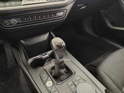 BMW 118 i  Navi Cockpit / Led / PDC (2022) - Photo 12