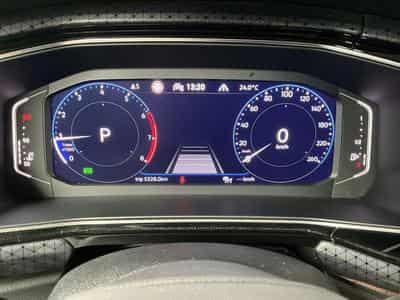 VW T-Cross Style+DSG+R-line+LM17+P.Tech+Keyless (2022) - Photo 11