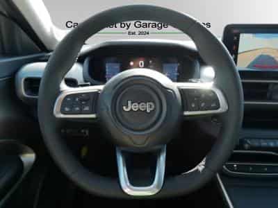 Jeep Avenger Summit e-Hybrid 1.2 (2026) - Photo 14