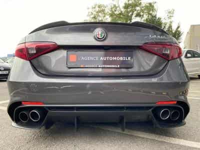 Alfa-Romeo Giulia Giulia 2.9 V6 Bi-Turbo Quadrifoglio (2017) - Photo 6