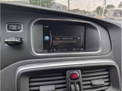 Volvo V40 D3 150 CH BOITE AUTOMATIQUE * GARANTIE 36 MOIS * (2018) - Photo 10