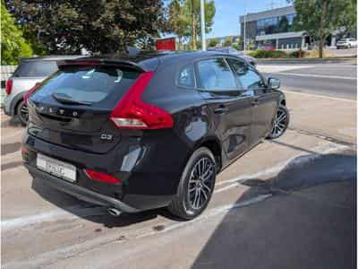 Volvo V40 D3 150 CH BOITE AUTOMATIQUE * GARANTIE 36 MOIS * (2018) - Photo 3