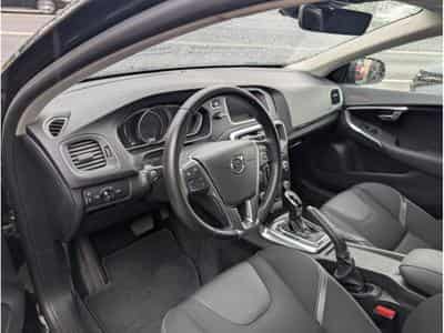 Volvo V40 D3 150 CH BOITE AUTOMATIQUE * GARANTIE 36 MOIS * (2018) - Photo 5