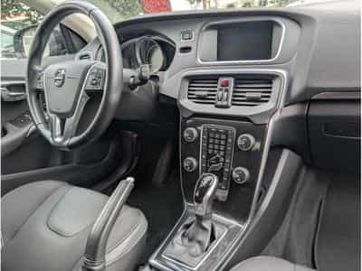 Volvo V40 D3 150 CH BOITE AUTOMATIQUE * GARANTIE 36 MOIS * (2018) - Photo 6