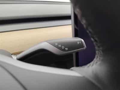 Tesla Model 3 60 kWh Standard Plus NAVI / FULL LED / CUIR / PANO (2023) - Photo 13