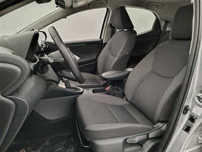 Toyota Yaris 1.5i VVT-i Hybrid E-CVT CARPLAY / CLIM (2025) - Photo 7