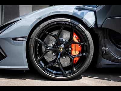 Lamborghini Revuelto 6.5 V12 HPEV (1.015 CH) - GRIGIO TELESTO – FULL PPF (2025) - Photo 8