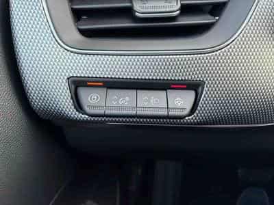 Renault Arkana 1.3 E-Tech Full Hybrid 145 EDC TECHNO (2025) - Photo 11